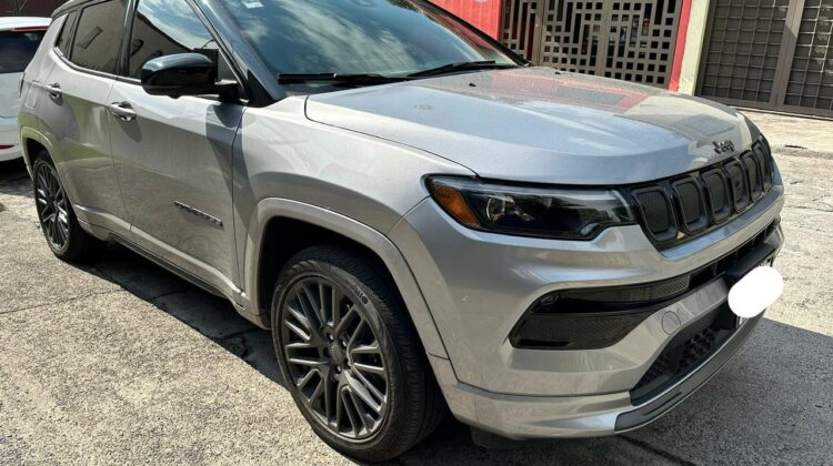 Jeep Compass High Altitude, año modelo 2022, 6,500 Km