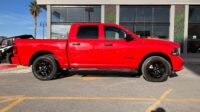 Ram 1500 Crew Cab HEMI Sport V8 / 5.7 4×4, año modelo 2023